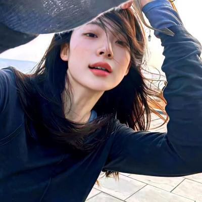 艳妇情狂 在线观看